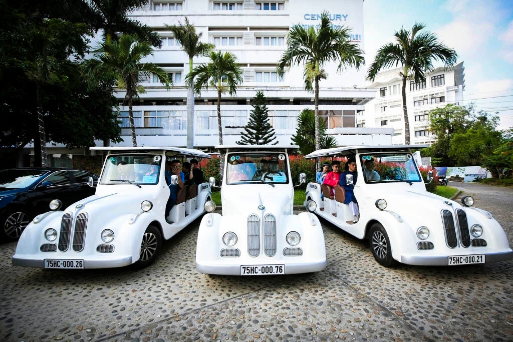 Carbon-neutral from gate to temple